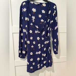 Billabong - Navy Floral Wrap Dress; Small.